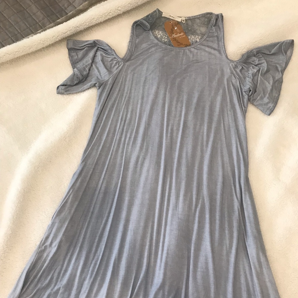 Cold shoulder soft dress with pockets